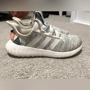 Women’s adidas cloud foams